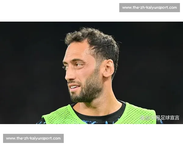 加拉塔萨雷 1500 万欧报价恰尔汗奥卢，国米坚持 4000 万欧要价